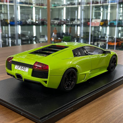 AutoArt Lamborghini Murciélago LP640 Verde Ithaca Green 1:18 Diecast Model Car - fine detailed model replica