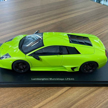 AutoArt Lamborghini Murciélago LP640 Verde Ithaca Green 1:18 Diecast Model Car - scale model for display