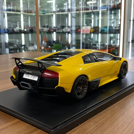 AutoArt Lamborghini Murcielago LP670-4 SV Giallo Orion Yellow 1:18 Diecast Model Car - fine detailed model replica