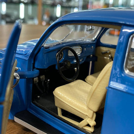 Bburago Volkswagen Kafer Beetle 1955 1/18 Diecast Model Car Blue - detailed die-cast style model