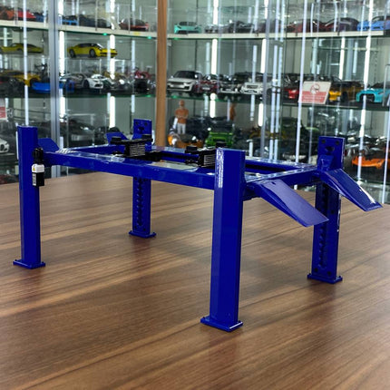 GreenLight 1/18 Four-Post Lift Adjustable Display Diecast Blue - detailed collector display model