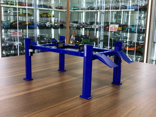 GreenLight 1/18 Four-Post Lift Adjustable Display Diecast Blue - detailed collector display model
