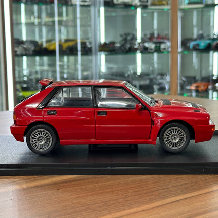Solido 1/18 Lancia Delta HF Integrale 1995 Diecast Model Car Red - collectible scale model car