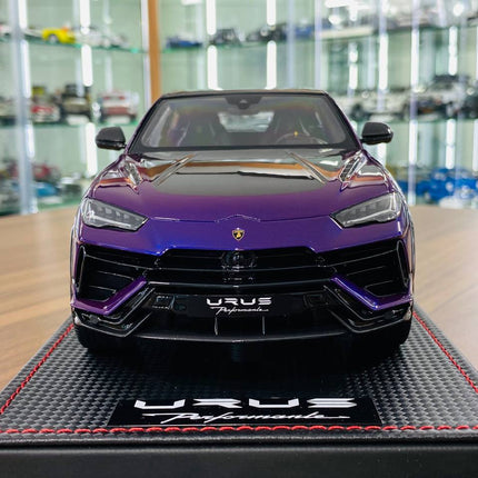 MR Collection Models Lamborghini URUS Performante 1/18 Purple Resin Diecast Model Car - studio product photo of the scale mod