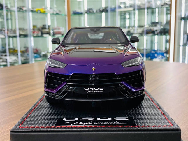 MR Collection Models Lamborghini URUS Performante 1/18 Purple Resin Diecast Model Car - studio product photo of the scale mod