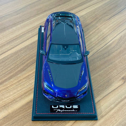 MR Collection Models Lamborghini URUS Performante 1/18 Purple Resin Diecast Model Car - collector edition scale model