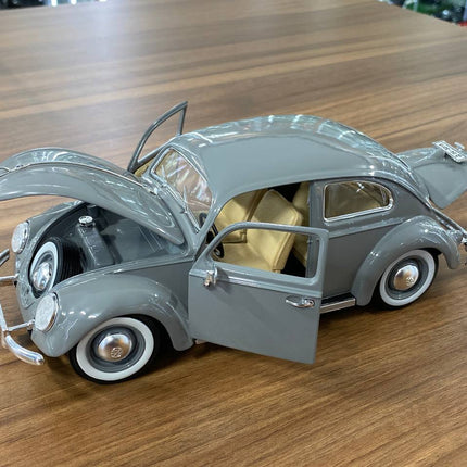 Bburago 1/18 Volkswagen Kafer Beetle (1955) Grey Diecast Model Car - detailed die-cast style model