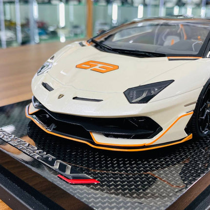 MR Collection 1/18 Lamborghini Aventador Roadster SVJ #63 Resin Model White/Orange - detailed die-cast style model