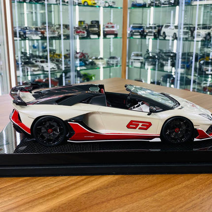 1/18 Resin - MR Collection Lamborghini Aventador Roadster SVJ #63 , 01/01 Limited Edition - collectible scale model car