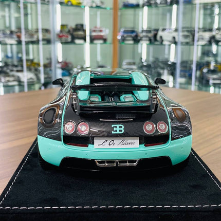 H&H Bugatti Veyron 16.4 Grand Sport Vitesse 1/18 Tiffany Carbon Limited to 10 Pcs - detailed die-cast style model