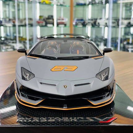 MR Collection 1/18 Lamborghini Aventador Roadster SVJ Matt Grey/Orange Resin Model - studio product photo of the scale model