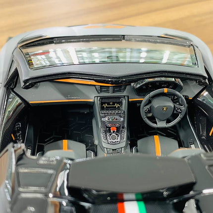 MR Collection 1/18 Lamborghini Aventador Roadster SVJ Matt Grey/Orange Resin Model - collector edition scale model