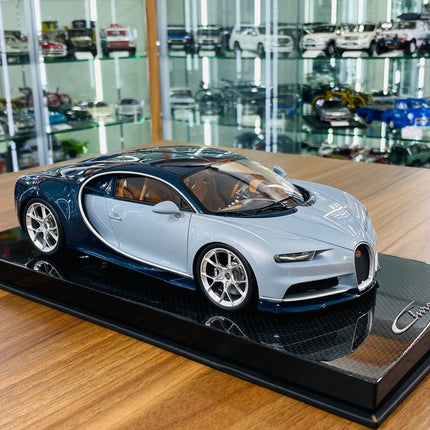 MR Collection Bugatti Chiron 1/18 Resin Model Grey/Blue Limited 499 Pieces - detailed collector display model