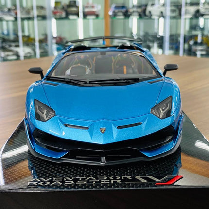 MR Collection 1/18 Lamborghini Aventador Roadster SVJ Resin Blue Limited Edition - studio product photo of the scale model