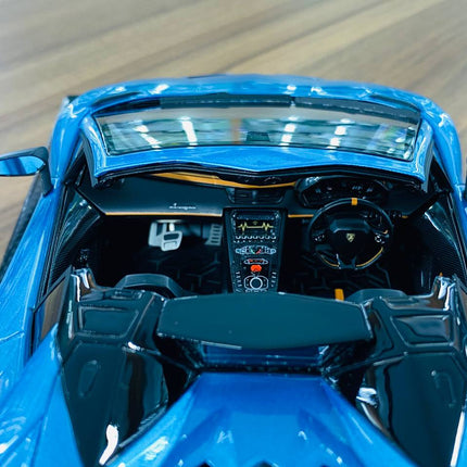 MR Collection 1/18 Lamborghini Aventador Roadster SVJ Resin Blue Limited Edition - collector edition scale model