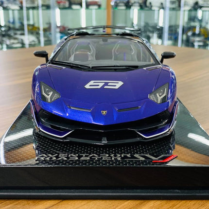 MR Collection 1/18 Lamborghini Aventador Roadster SVJ #63 Purple/Grey Resin Model - premium collector scale model