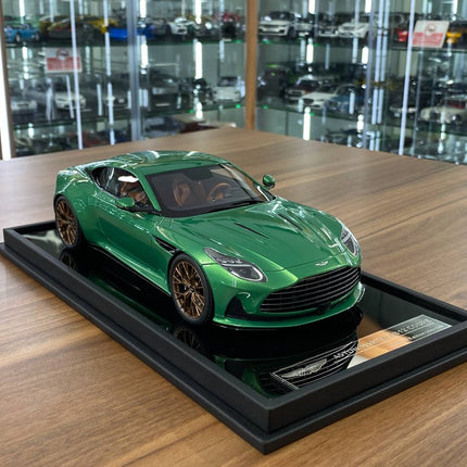 MotorHelix 1/18 Aston Martin DB12 Coupe Resin Model Iridescent Emerald Limited 199 - detailed collector display model