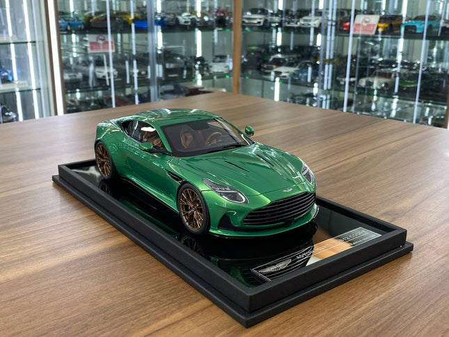 MotorHelix 1/18 Aston Martin DB12 Coupe Resin Model Iridescent Emerald Limited 199 - detailed collector display model