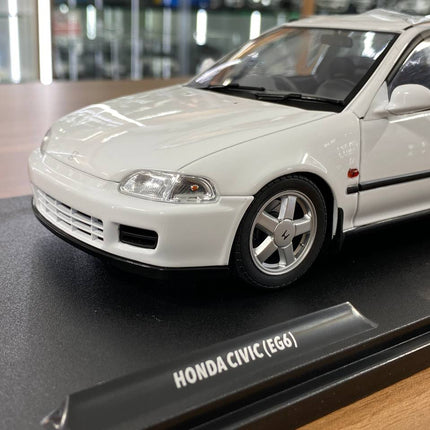 Solido 1/18 Diecast Honda Civic (EG6) 1991 White - scale model for display