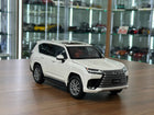 LCD Model Lexus LX 600 V6 (2024) White 1:18 Diecast Model Car - detailed collector display model