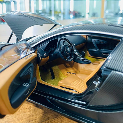 AutoArt Bugatti Veyron 16.4 Super Sport Black Carbon 1:18 Diecast Model Car - collector edition scale model