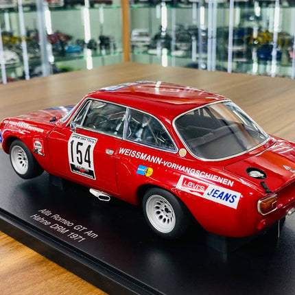 AutoArt Alfa Romeo GT AM Hahne DRM 1971 #154 Red 1:18 Diecast Model Car - scale model for display