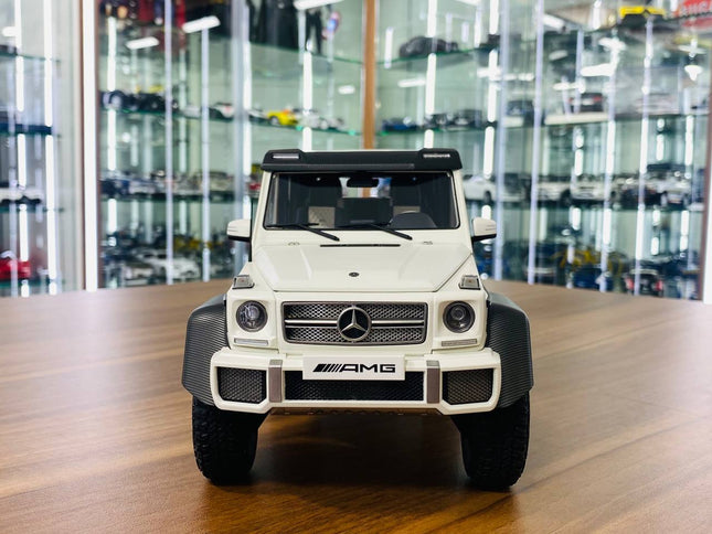 AutoArt Mercedes-Benz G 63 AMG 6x6 White 1:18 Diecast Model Car - studio product photo of the scale model