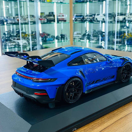 Minichamps 1/18 Porsche 911 (992) GT3 RS 2023 Diecast Model Blue - collector edition scale model