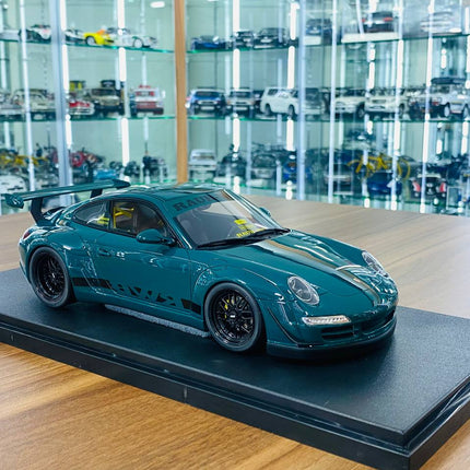 GT Spirit Porsche RWB SYUNKASHUTO 1/18 Green Resin Model - detailed collector display model
