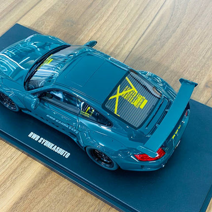 GT Spirit Porsche RWB SYUNKASHUTO 1/18 Green Resin Model - scale model for display