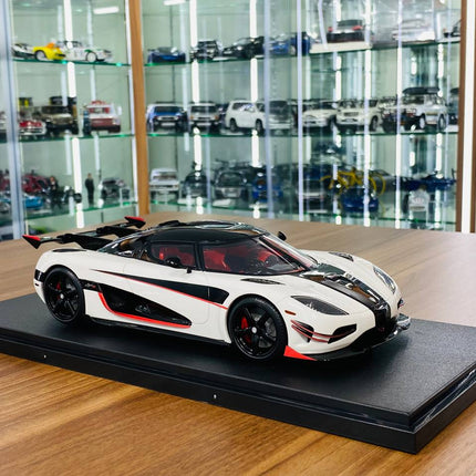 GT Spirit Koenigsegg AGERA RS 1:18 White Resin Model Car - detailed collector display model