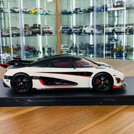 GT Spirit Koenigsegg AGERA RS 1:18 White Resin Model Car - collectible scale model car