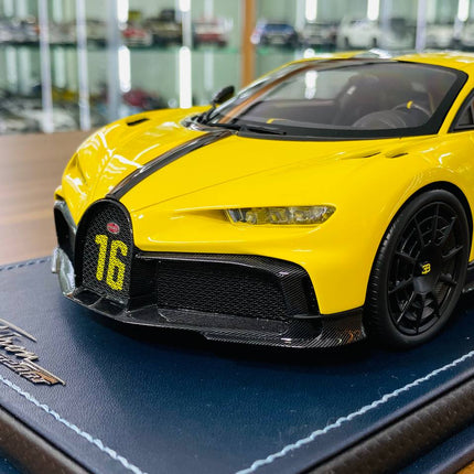 MR Collection Bugatti Chiron Super Sport 300+ 1:18 Yellow Resin Model - detailed die-cast style model