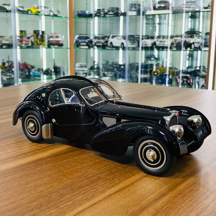 CMC Bugatti Typ 57 SC Atlantic Coupe 1936 1:18 Diecast Model Car Black Limited Edition - detailed collector display model