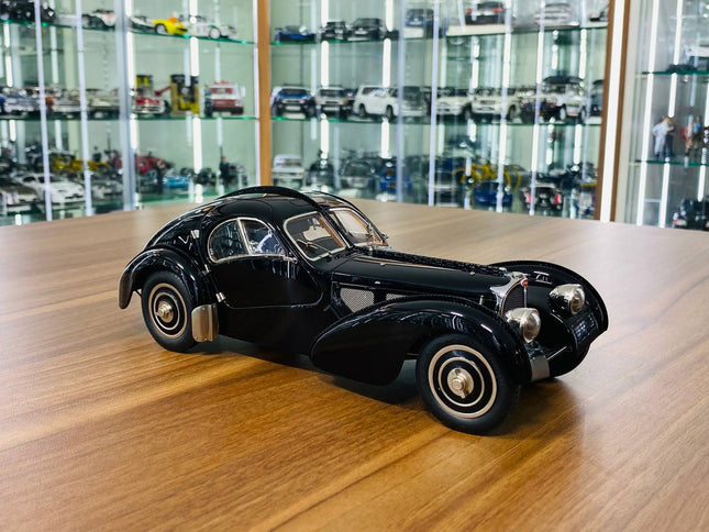 CMC Bugatti Typ 57 SC Atlantic Coupe 1936 1:18 Diecast Model Car Black Limited Edition - detailed collector display model