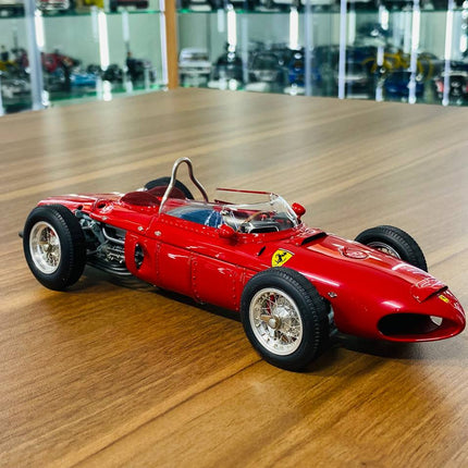 CMC Ferrari Dino 156 F1 1961 1:18 Diecast Model Red - detailed collector display model