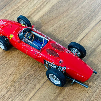 CMC Ferrari Dino 156 F1 1961 1:18 Diecast Model Red - collector edition scale model