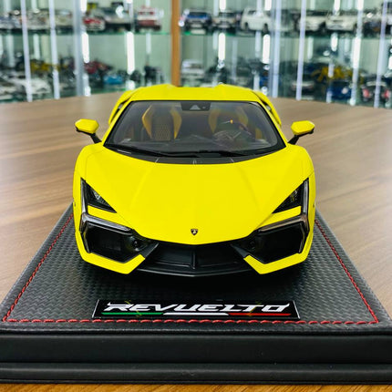 MR Collection Lamborghini Revuelto 1/18 Resin Model Giallo Clarus - studio product photo of the scale model