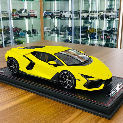 MR Collection Lamborghini Revuelto 1/18 Resin Model Giallo Clarus - detailed collector display model