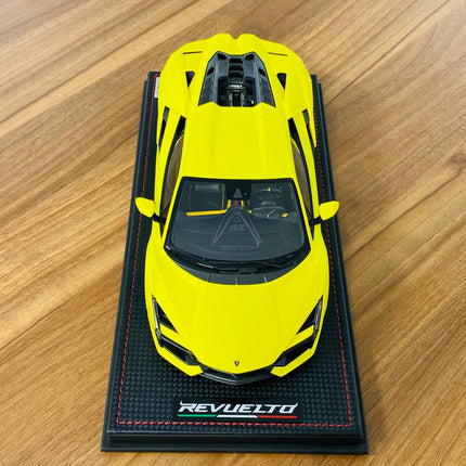 MR Collection Lamborghini Revuelto 1/18 Resin Model Giallo Clarus - scale model for display