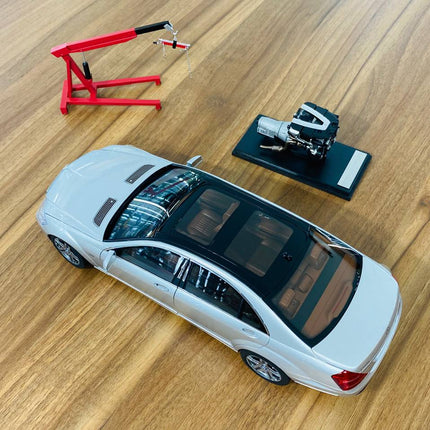 MotorHelix Mercedes-Benz S-Class S600L W221 1/18 Resin Model Iridium Silver - scale model for display