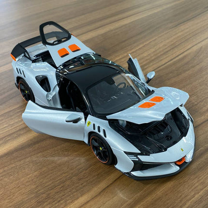 1/18 Metal Diecast Bburago Ferrari SF90 XX Stradale in Silver- Full Opening - collector edition scale model