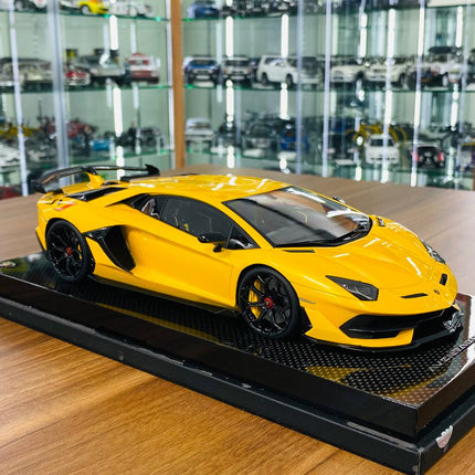MR Collection Lamborghini Aventador SVJ 1/18 Resin Model Yellow Limited 01/01 - detailed collector display model