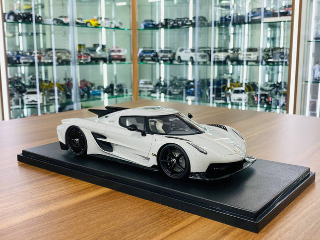 GT Spirit Koenigsegg Jesko Absolut 1/18 Resin Model Grey Limited Edition - detailed collector display model