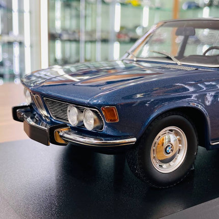 Minichamps BMW 2500 (1968) 1/18 Blue Metallic Diecast Model - showroom-quality model replica
