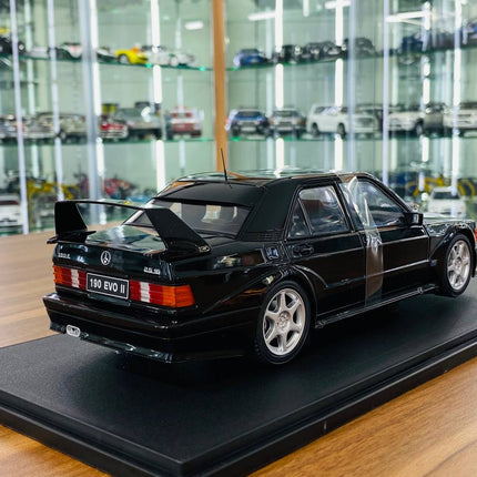 Solido Mercedes-Benz 190E EVO II 1:18 Diecast Model Car Black - fine detailed model replica