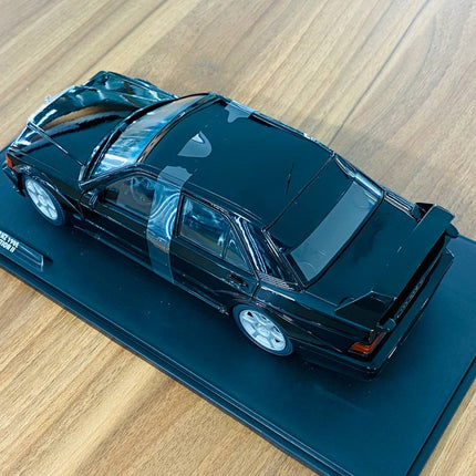 Solido Mercedes-Benz 190E EVO II 1:18 Diecast Model Car Black - premium collector scale model