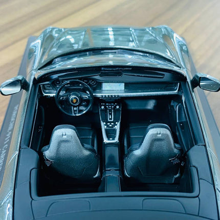 Minichamps Porsche 911 Carrera 4S Cabriolet 2019 1:18 Green Metallic Diecast Model Car - collector edition scale model