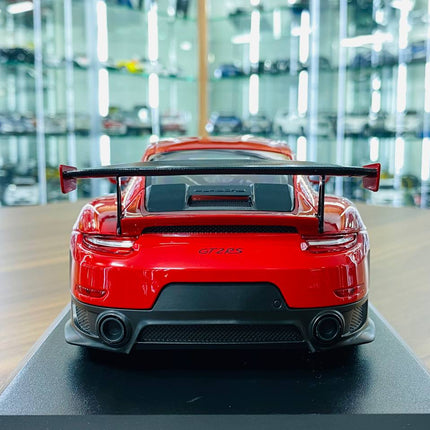 Minichamps 1/18 Porsche 911 (991.2) GT2 RS 2018 Red Diecast Model - premium collector scale model