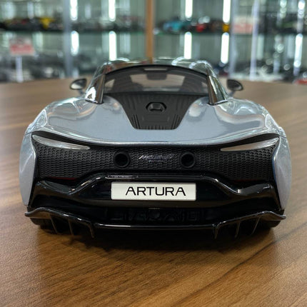 GT Spirit McLaren Artura 2021 1:18 Resin Model Car Silver Limited 999 Pcs - premium collector scale model